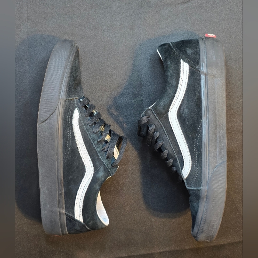Vans Disstressed Black and White Men's Shoes